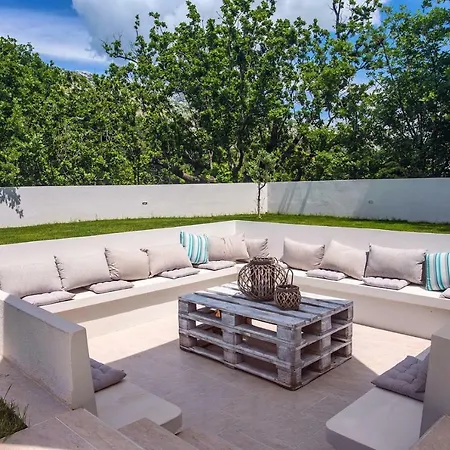 Zora -luxurious With Heated Pool, Sauna, 4 Bedrooms, 10 Persons Max