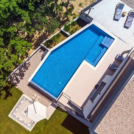 Zora -luxurious With Heated Pool, Sauna, 4 Bedrooms, 10 Persons Max *